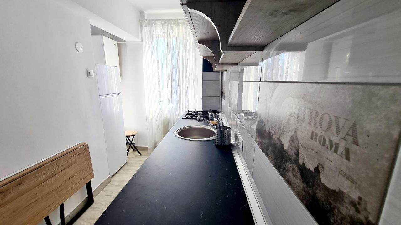 Belle Apartments - Central Питешти Экстерьер фото