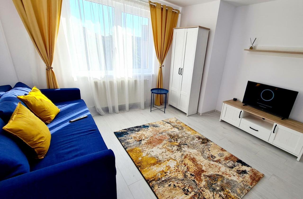 Belle Apartments - Central Питешти Экстерьер фото
